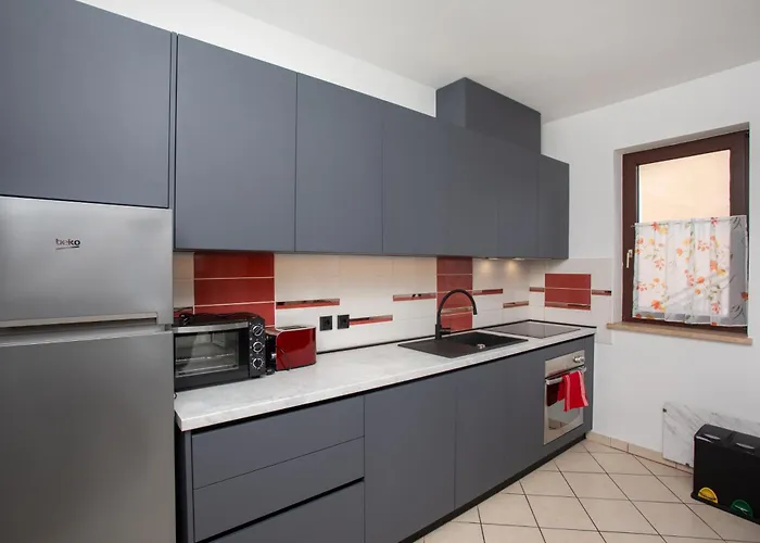Greenhouse Family Apartments